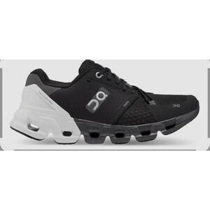 On Cloud Cloudflyer 4 Sz 8 Black White Gray Running Shoes Outdoor Athletic